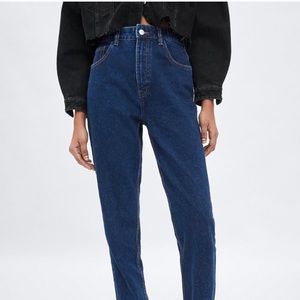 ZARA High-waisted mom fit jeans size 6